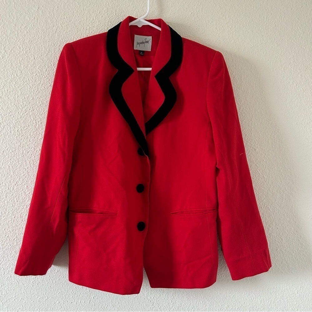 Jaqueline Ferrar Women’s Blazer Sz 8 Red Christmas Holiday Party Work Office